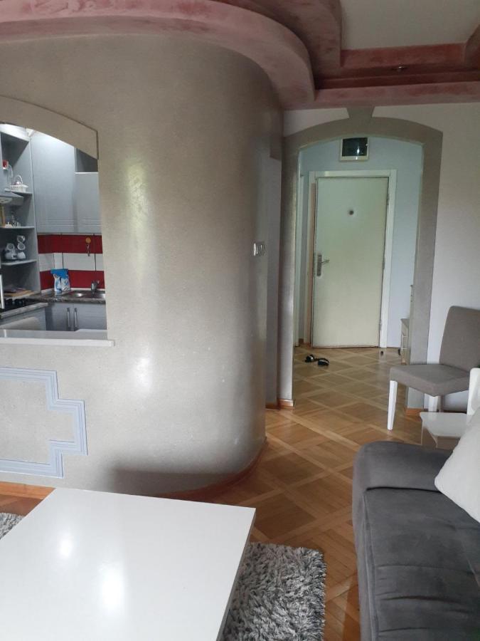 Loznicki Stan Na Dan 2 - Stan Na Dan Loznica Apartamento Exterior foto